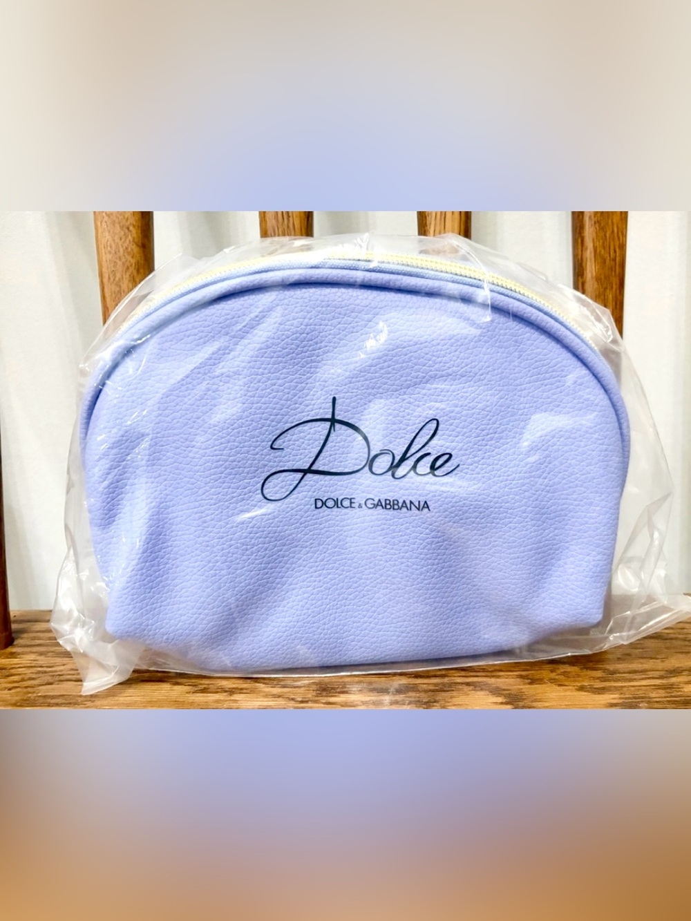 GWP: Dolce & Gabbana Lavender Logo Cosmetic Pouch Purple NWT